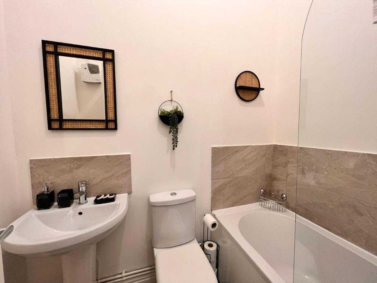 Short Stays Apartment *